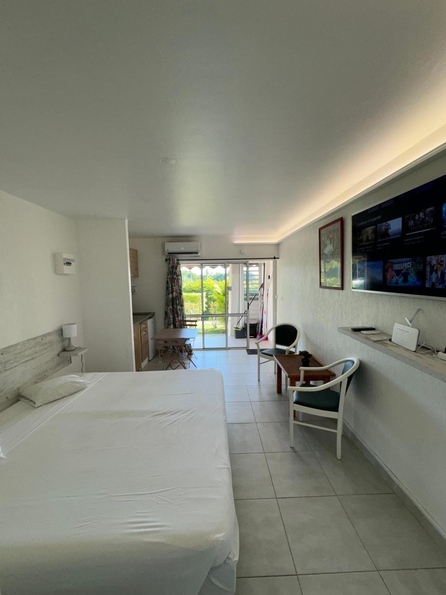 Appartement A La Marina Residence Hotel Village Soleil Le Gosier Le Gosier  Exteriör bild