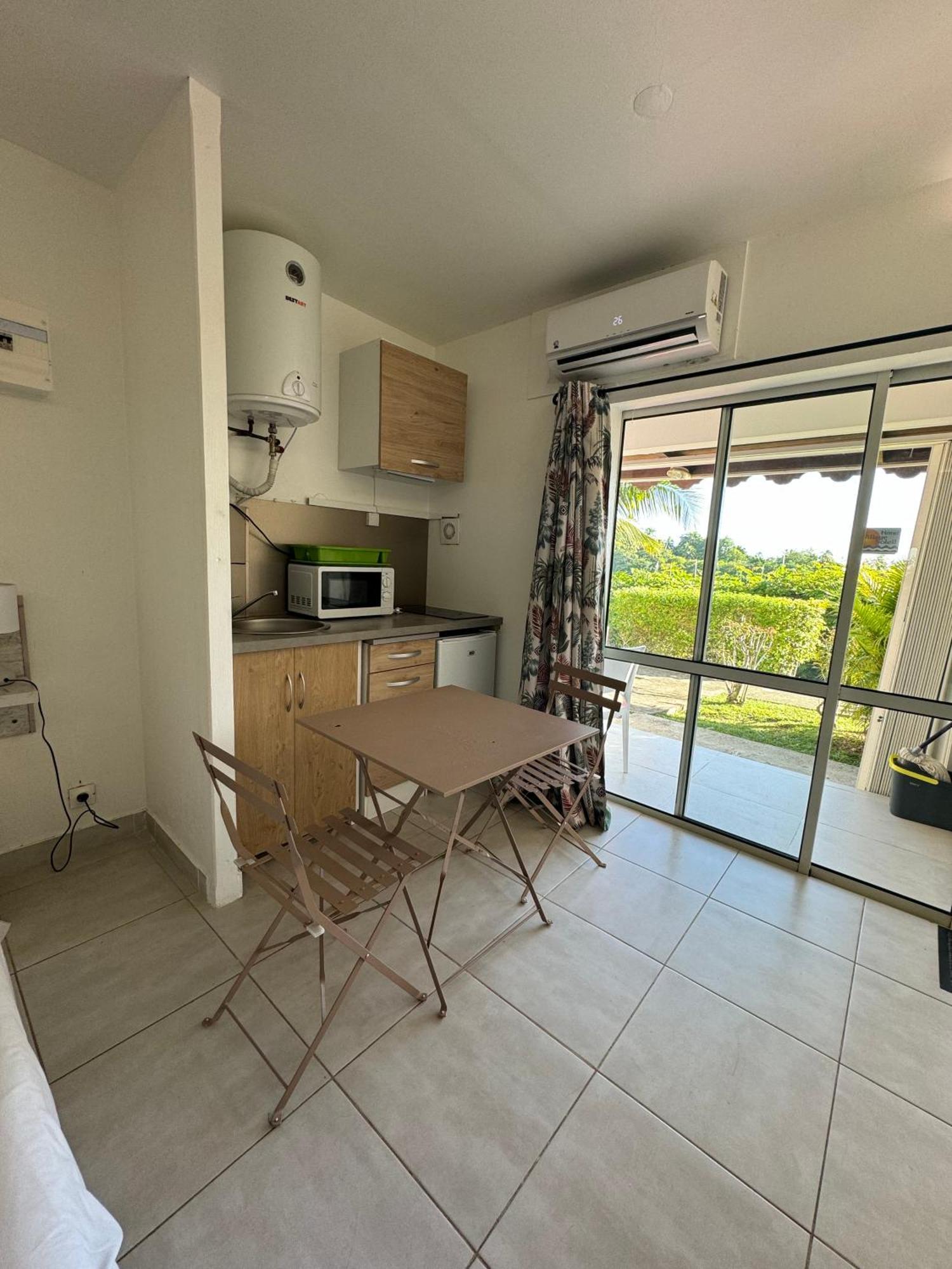 Appartement A La Marina Residence Hotel Village Soleil Le Gosier Le Gosier  Exteriör bild